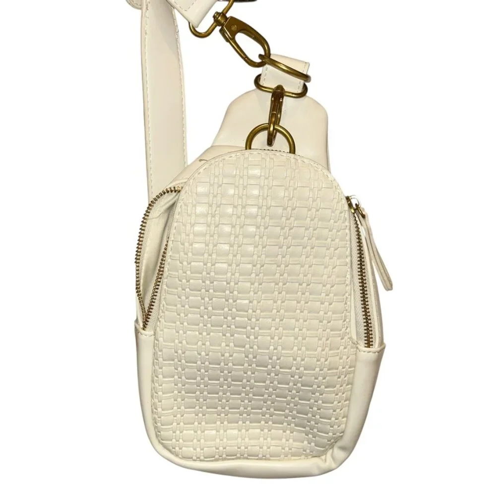 antik craft as new white woven cross body convertible belt bag TRAVEL